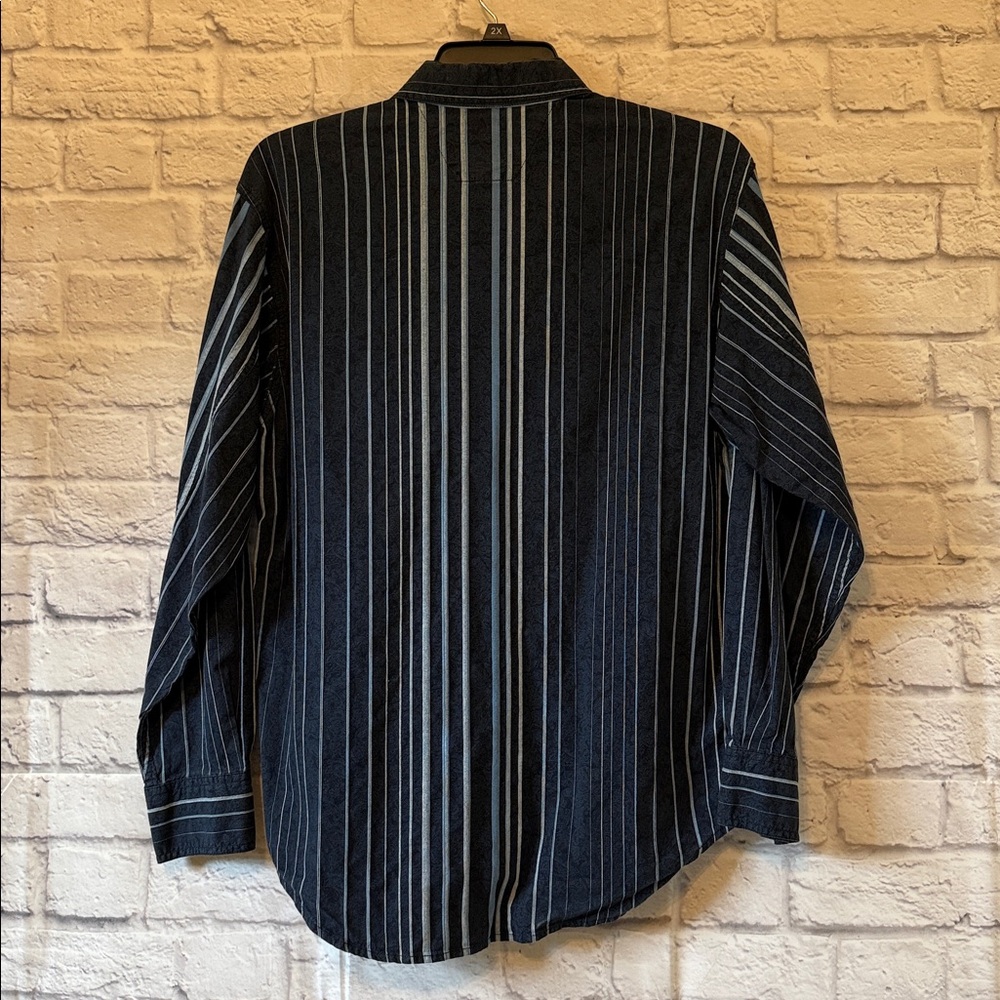 Harley-Davidson Button Up - Picture 4 of 4